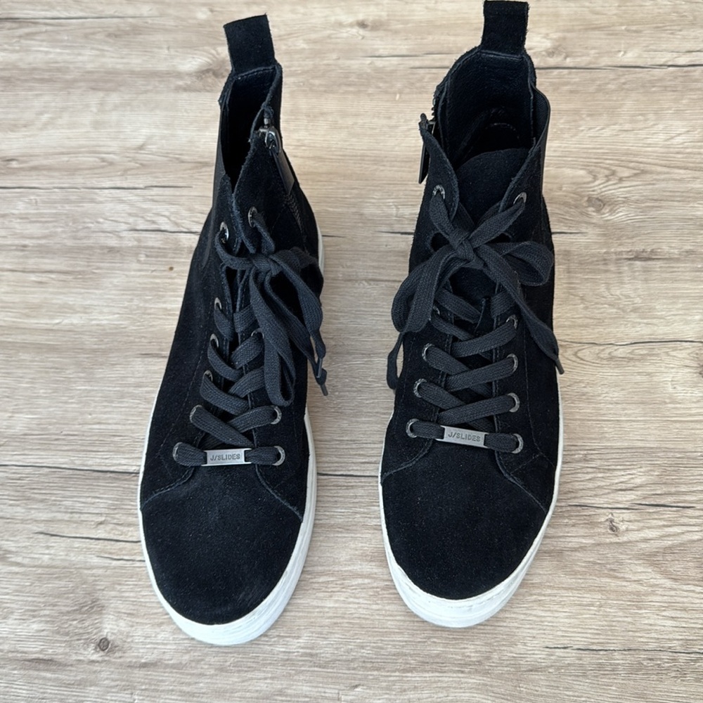 J/SLIDES Norris High Top Leather Platform Sneaker in Black - Picture 2 of 9